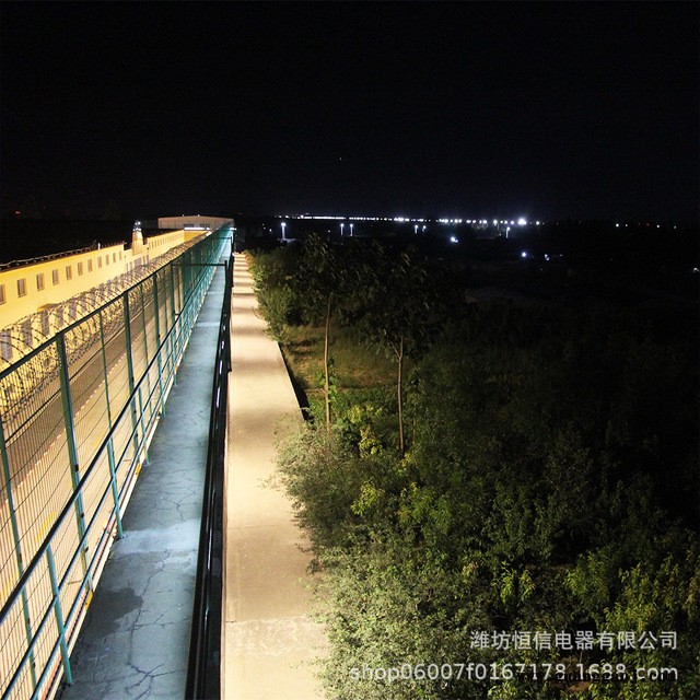 监狱看守所警戒线照明灯 红外感应监区监墙泛光灯图2