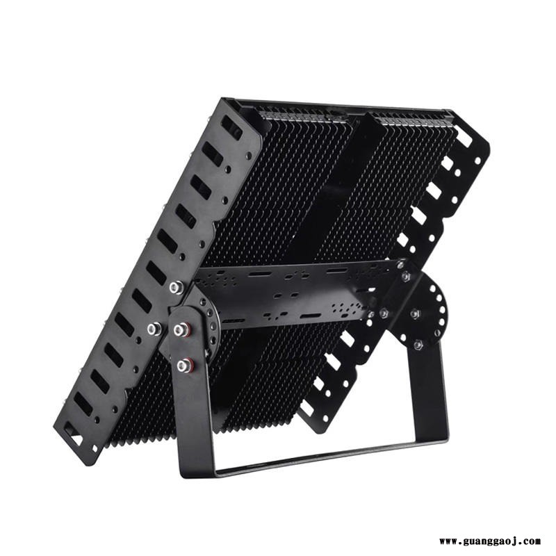 新款LED隧道灯100w200w300w400w车间大型仓库加油站投光灯厂家直销图4