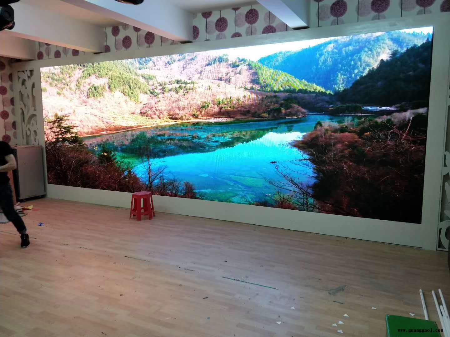 led显示屏ph2.5 节能 婚庆图1