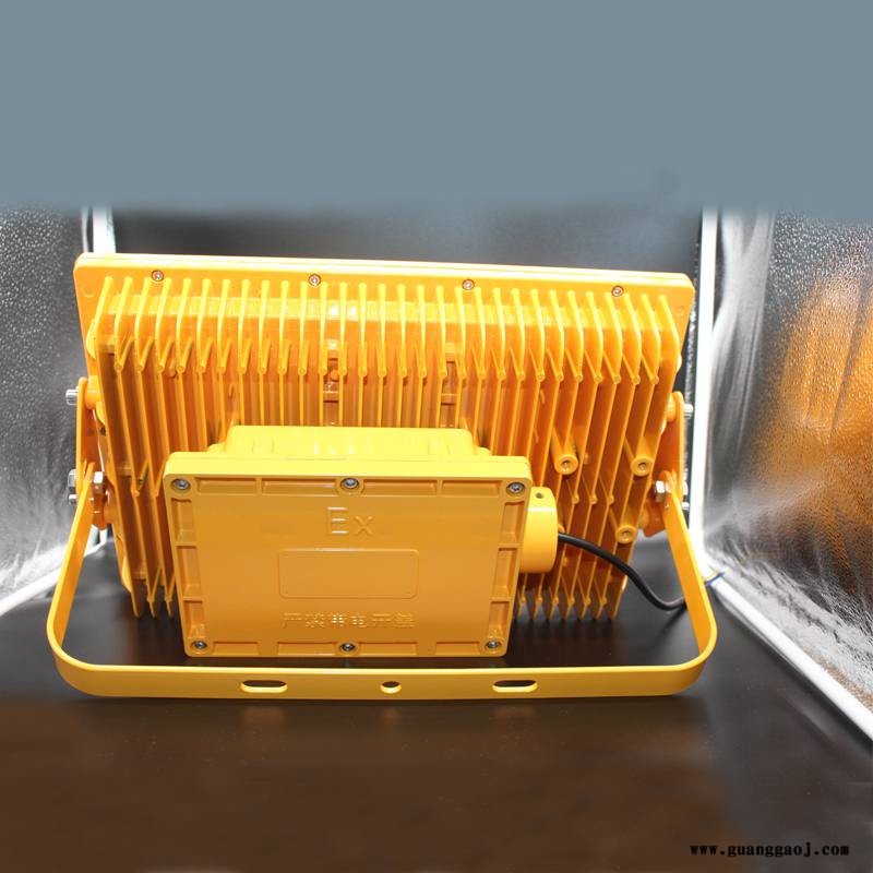 海洋王CCD97led防爆泛光灯加油站户外投光灯50W100W200W图3