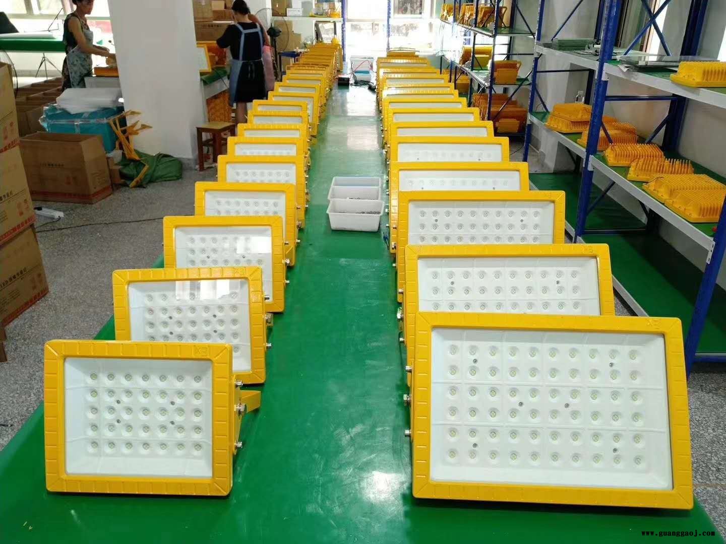 2020款led防爆灯低压隧道灯70W100w400w瓦仓库厂房工程照明灯工地投光灯图2