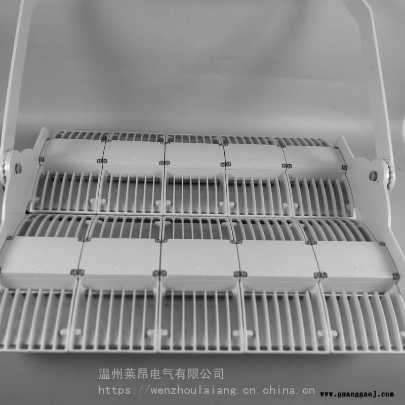 YB5550-300WYB5550-350WYB5550LED泛光灯图2