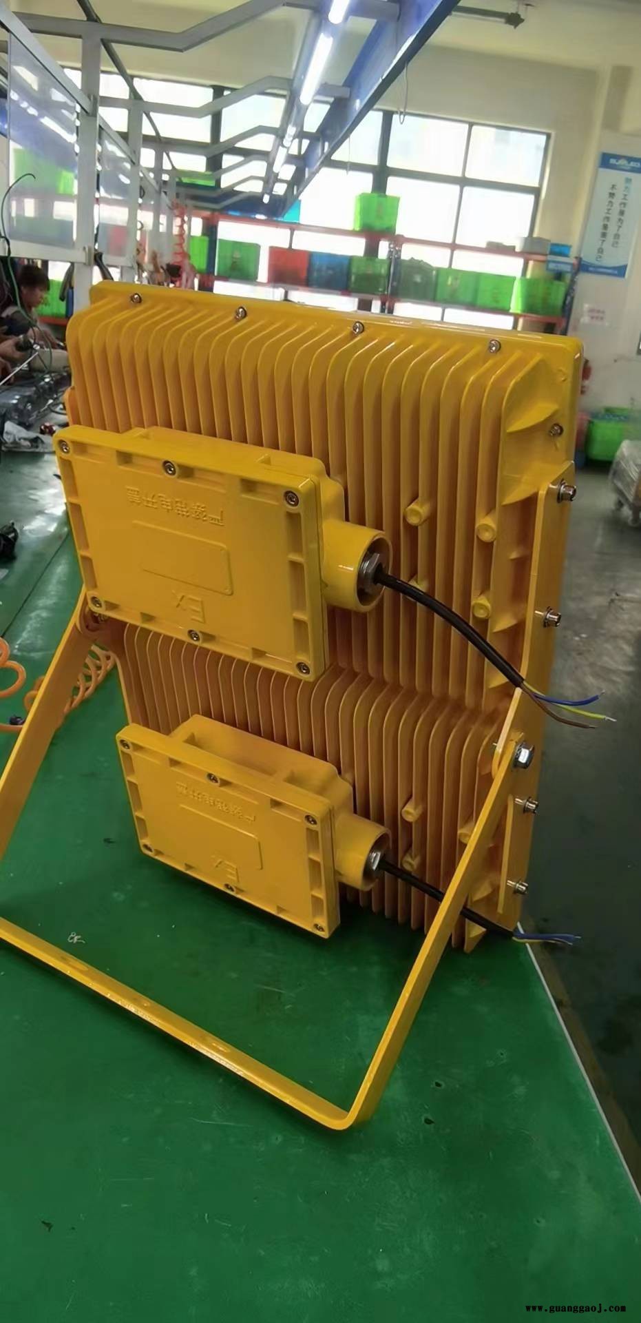 三乐照明防爆LED泛光灯工业炼钢车间防爆灯200W250W300W400W500W图2