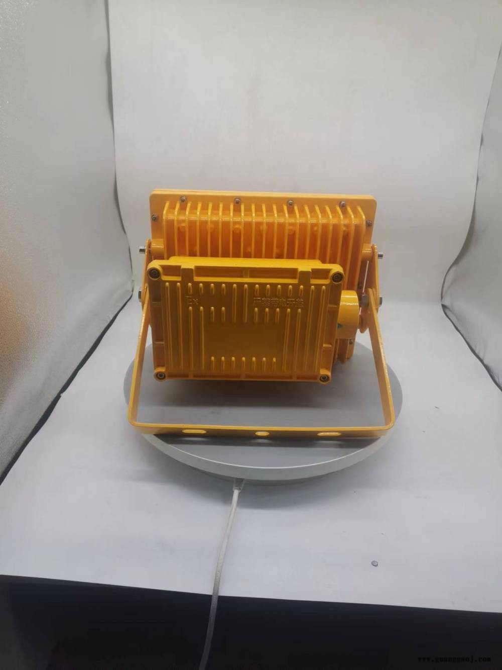 LED防爆灯 节能吊杆灯 加油站泛光灯图2