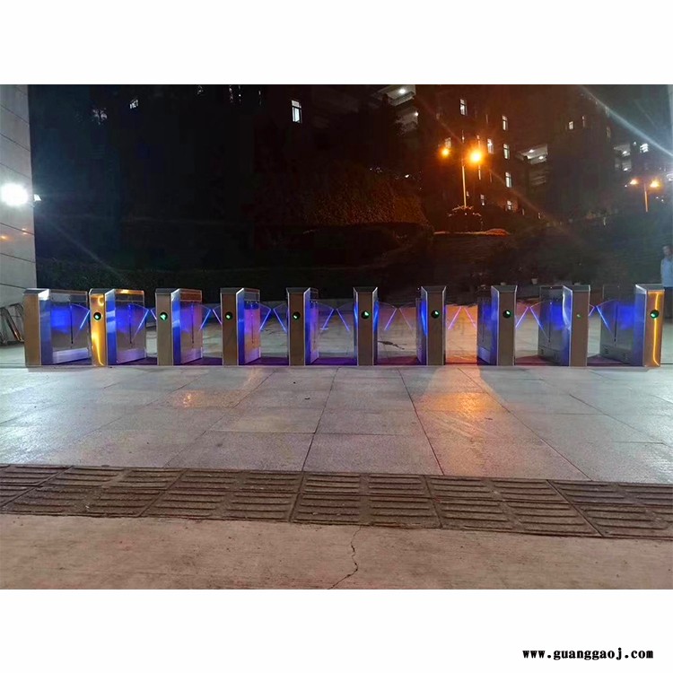 策泽建筑工程劳务智慧工地LED显示屏翼闸图2