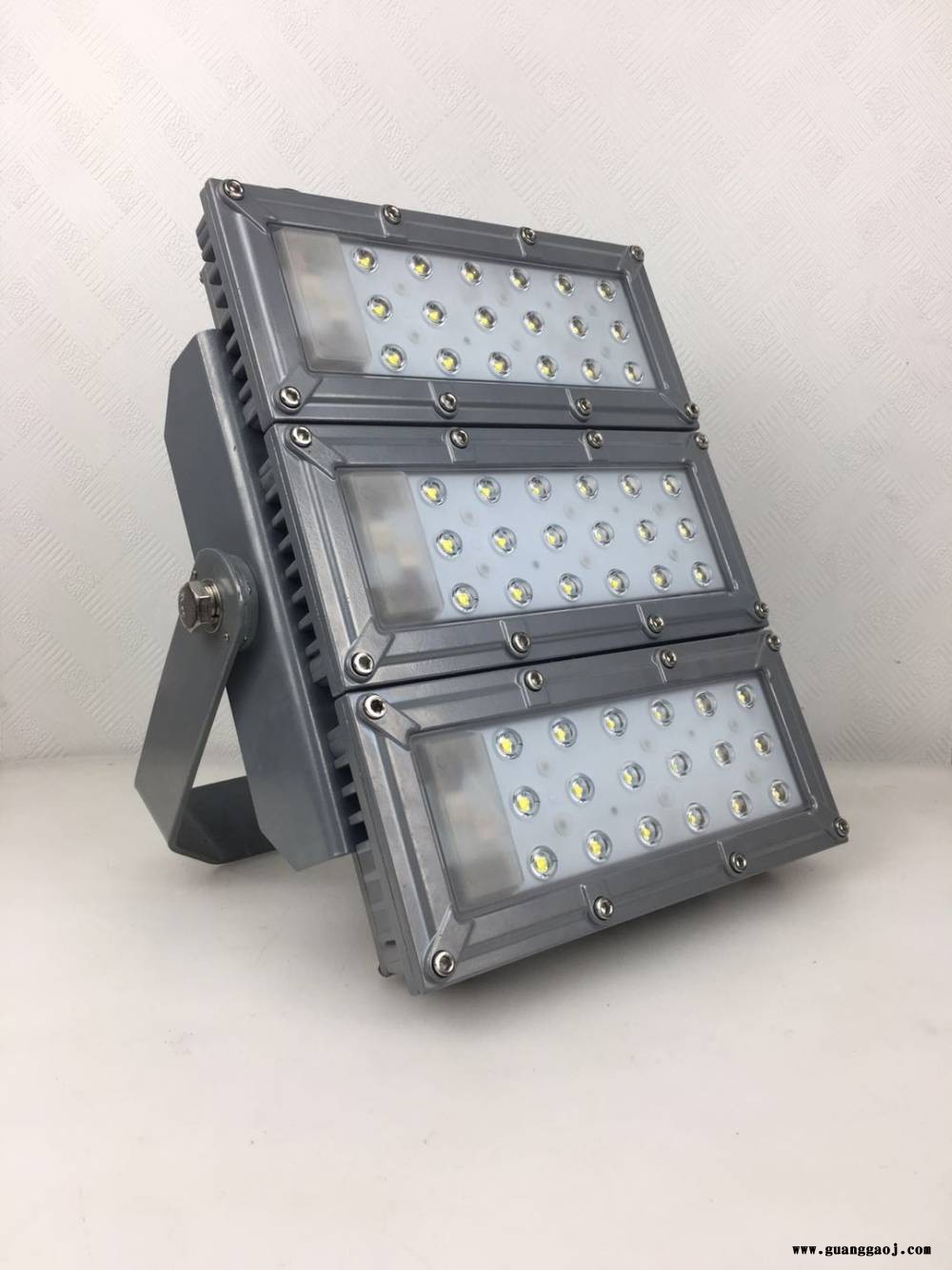 大功率外场NTC9280LED投光灯 模组100W200W NFC9760三防灯泛光灯图1