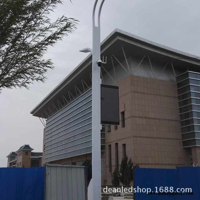 公路灯杆LED显示屏、灯柱广告屏 户外防水高清led灯柱显示屏图4