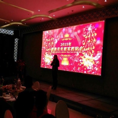 深圳室内P2.5全彩LED显示屏批发价格，口碑团队值得信赖