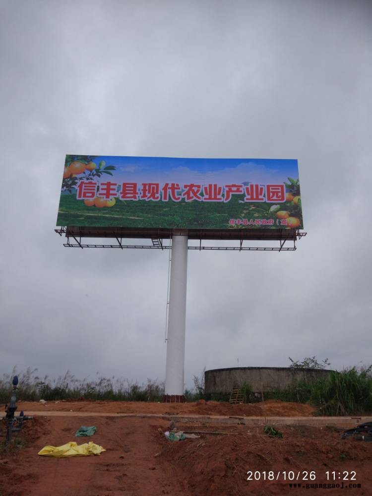 内蒙古呼和浩特擎天柱广告 LED显示屏钢结构焊接 千禧广告