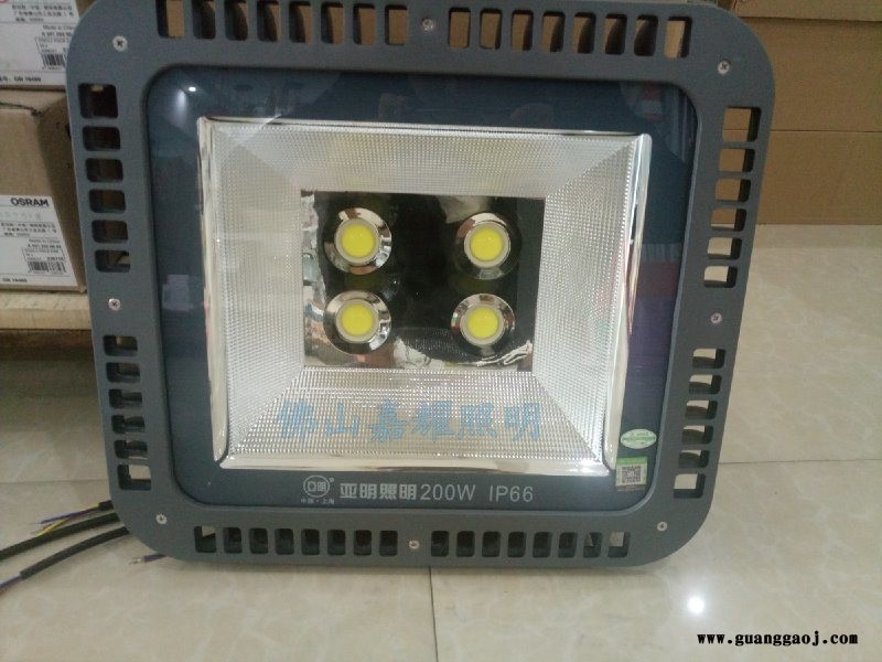 亚明照明200W COB IP65LED泛光灯具图5