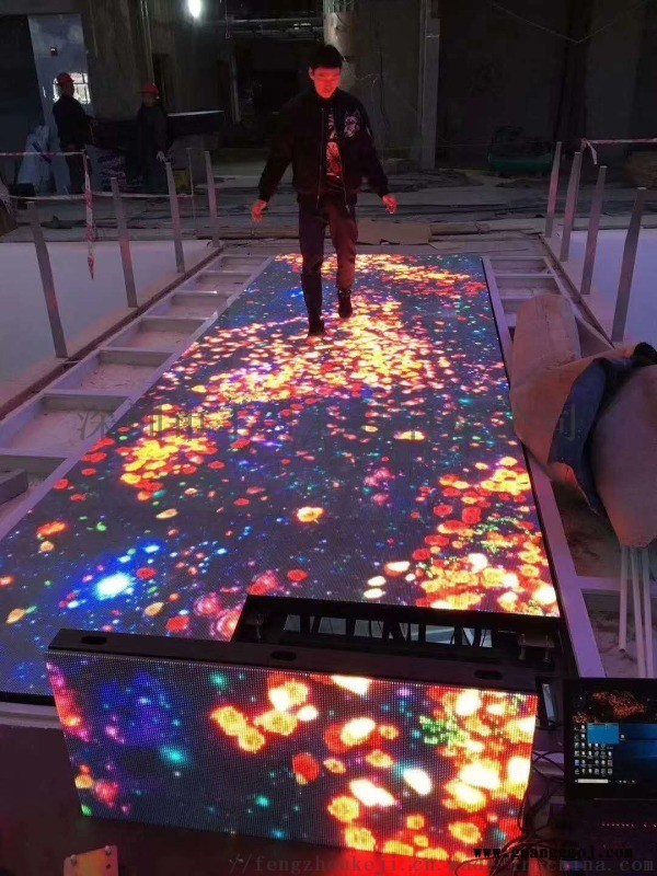舞台LED地砖显示屏LED地砖地板屏生产厂家图2