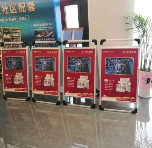 背胶相纸 广告公司出售写真展板pvc板展板 发泡板广告展示架图3