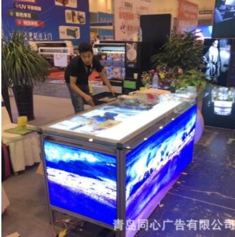 商业活动展台 产品展示发光展柜 3D造型图案滴塑灯图3