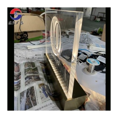 厂家制作亚克力雕刻立式Led发光广告字不锈钢招牌带底座标识