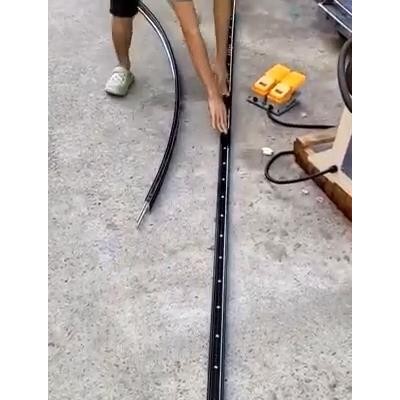 [加工定制]弧形轨道滑轨屏展示