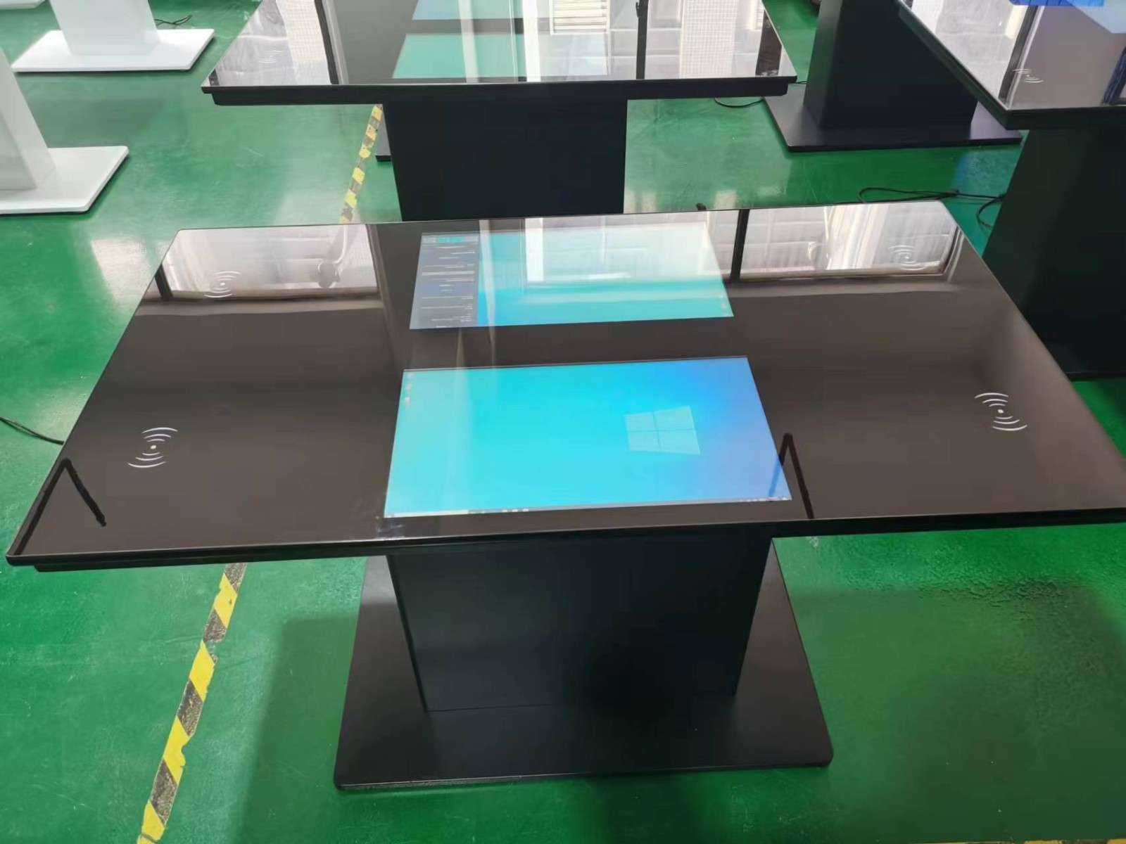 定制触摸茶几一体机触控互动娱乐游戏桌电容恰谈桌查询展示桌手机图3