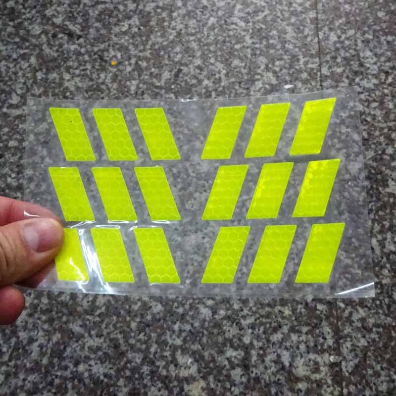 批发汽车挡泥板反光标 荧光黄汽车反光标识 挡泥板反光标现货图3