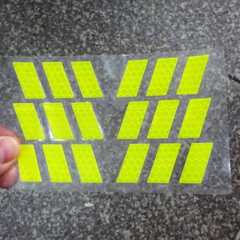 批发汽车挡泥板反光标 荧光黄汽车反光标识 挡泥板反光标现货图2