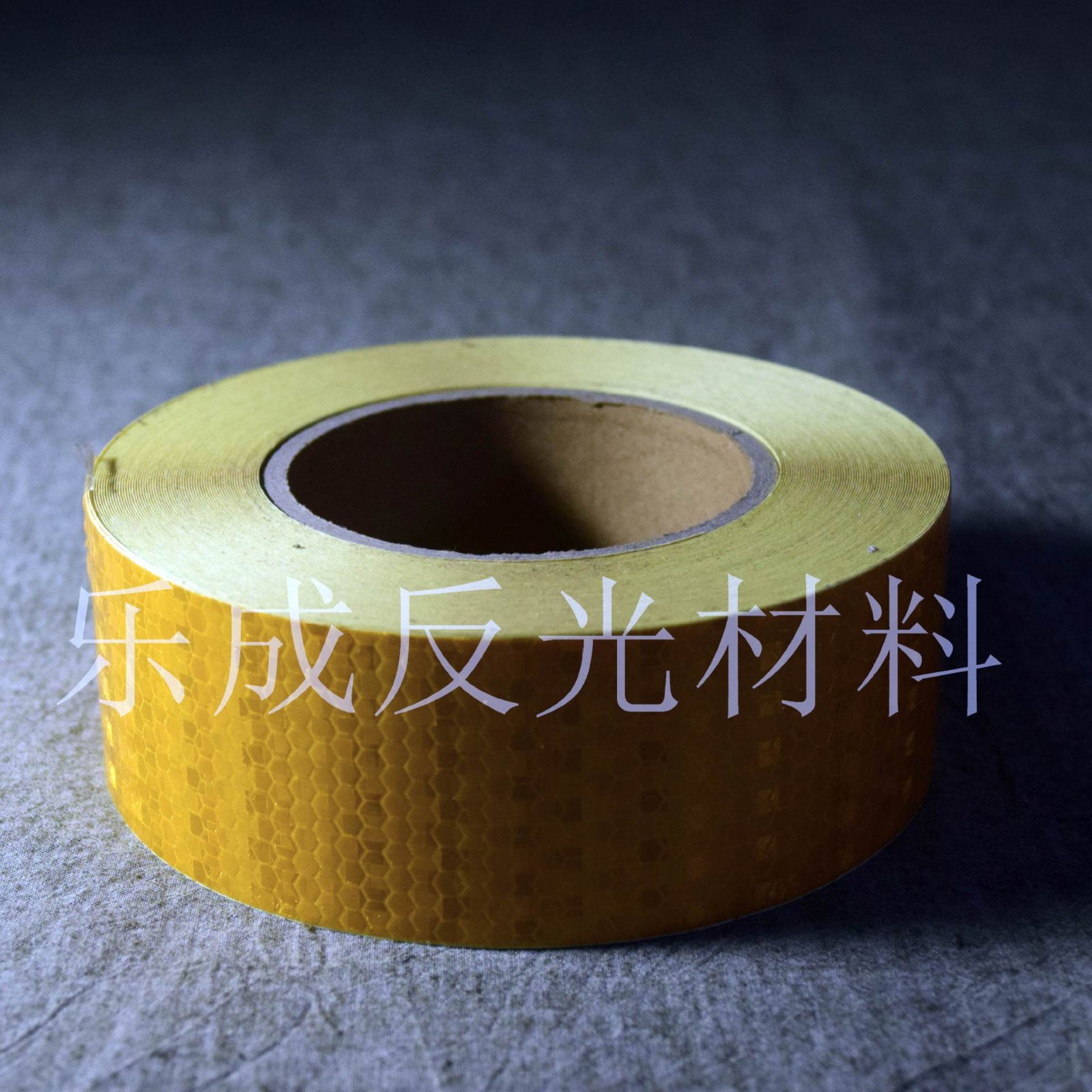 定制 DOT跨境CE反光贴 LOGO PVC PP PET工程级货车反光膜 E-mark图3